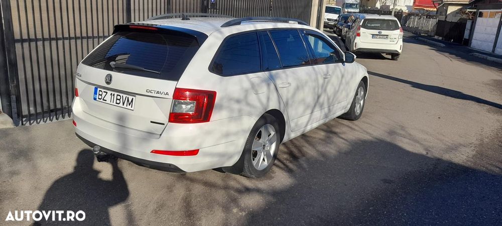 Skoda Octavia 1.6 TDI GREENLINE - 2
