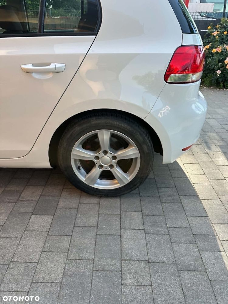 Volkswagen Golf 2.0 TDI Comfortline - 7