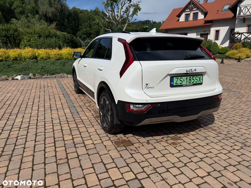 Kia Niro 64kWh L - 4