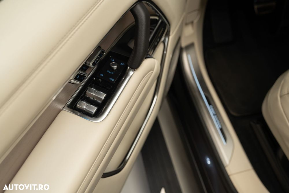 Land Rover Range Rover - 14