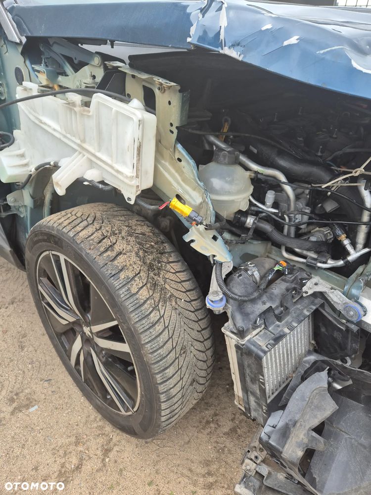 Peugeot 3008 PureTech 180 Stop & Start GPF EAT8 GT - 13