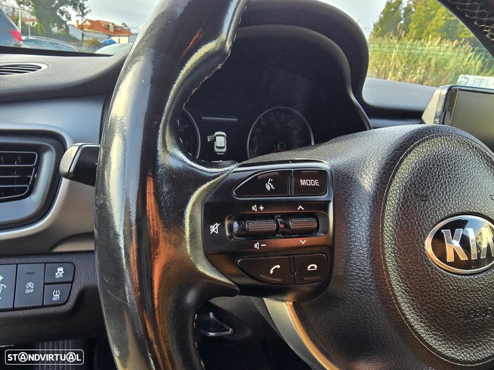 Kia Stonic 1.0 T-GDI TX - 23