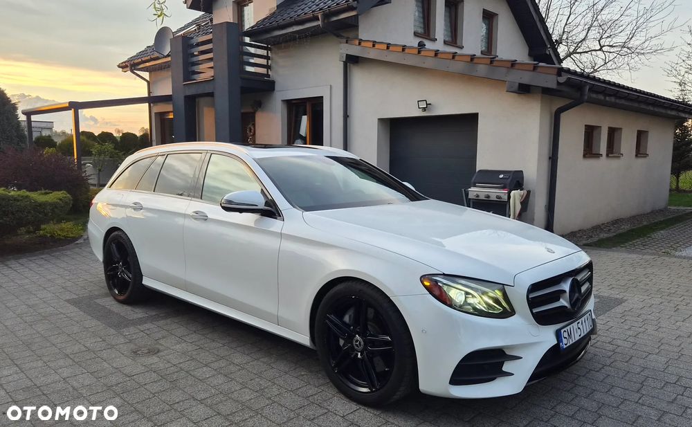 Mercedes-Benz Klasa E 450 4Matic 9G-TRONIC - 15