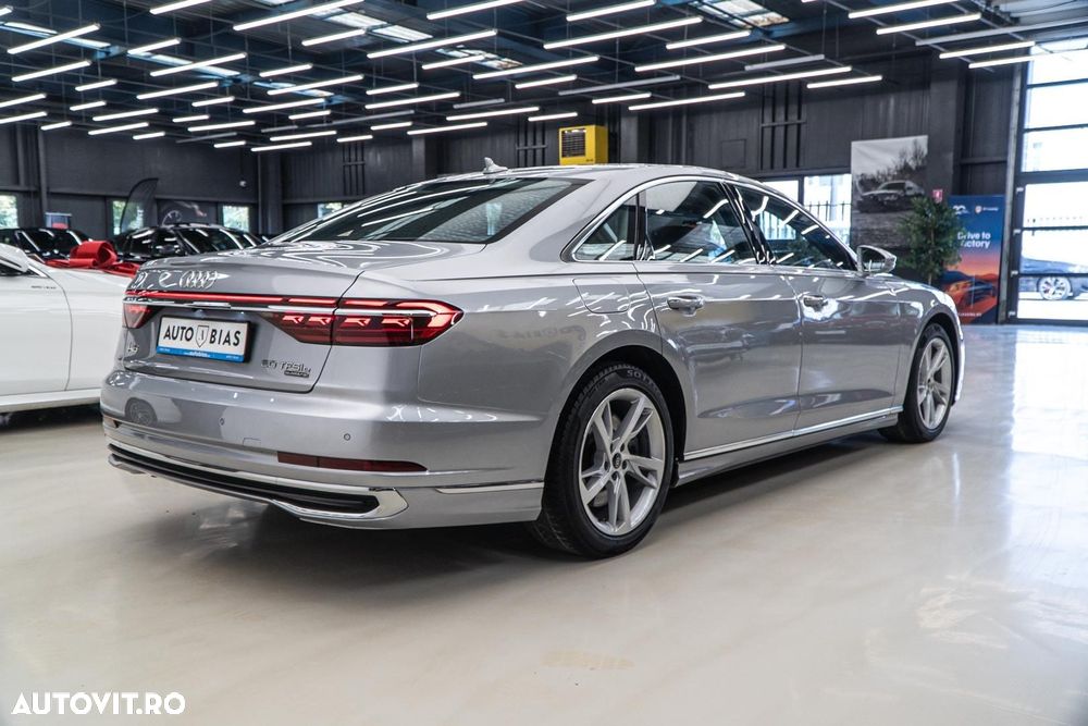 Audi A8 60 TFSI e quattro Tiptronic PHEV - 8