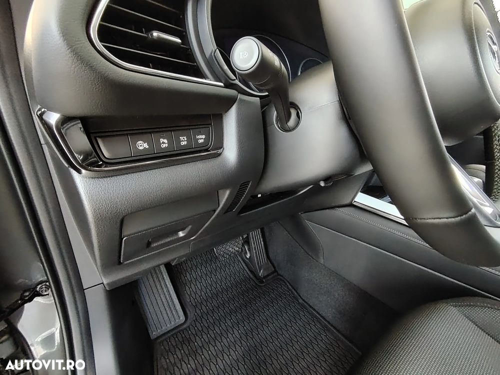 Mazda CX-30 e-SKYACTIV X186 AT MHEV Center-Line - 13