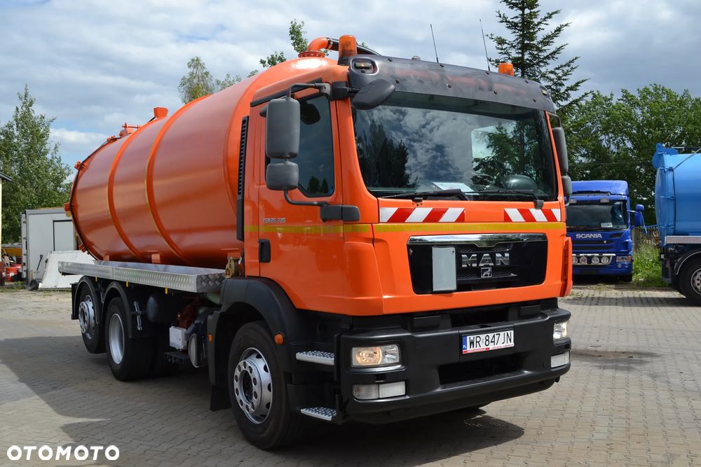 MAN TGM 2013 r 279000 km SPECJALNY SZAMBIARKA NOWA BECZKA 20 m³ TRZECIA OŚ SKRĘTNA KLIMATYZACJA - 2
