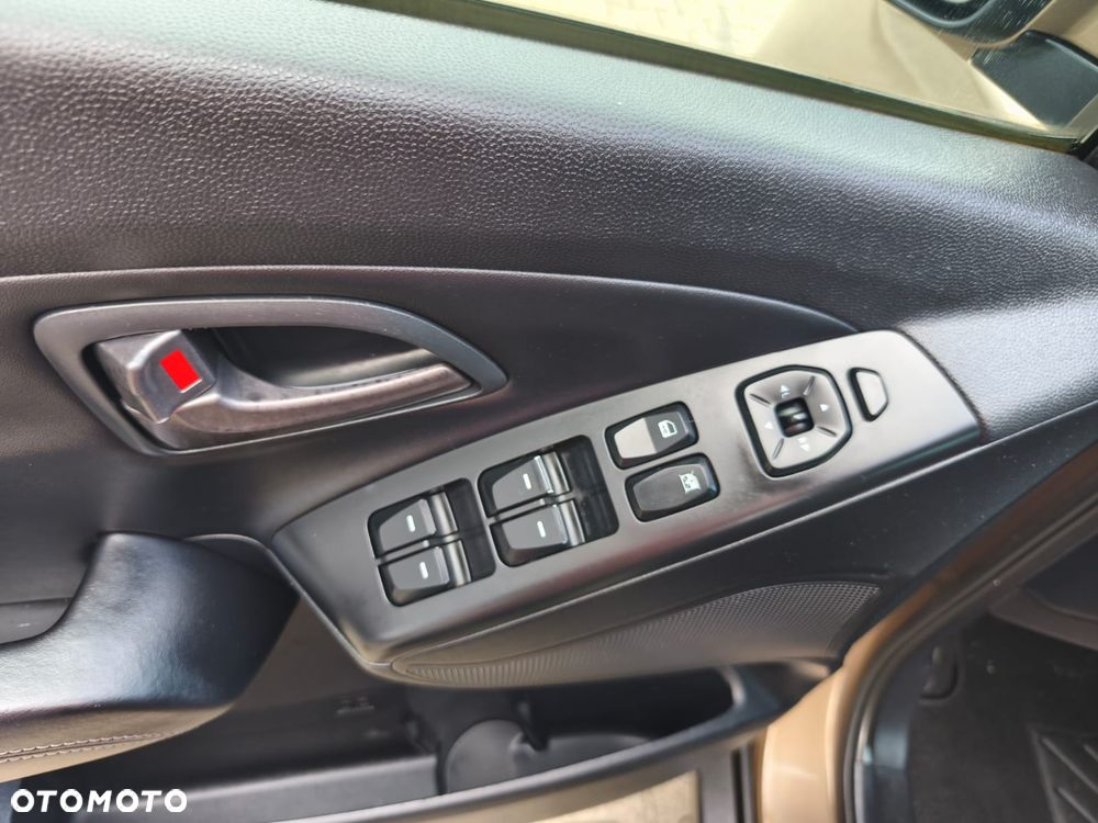 Hyundai ix35 1.6 GDI Premium 2WD - 11