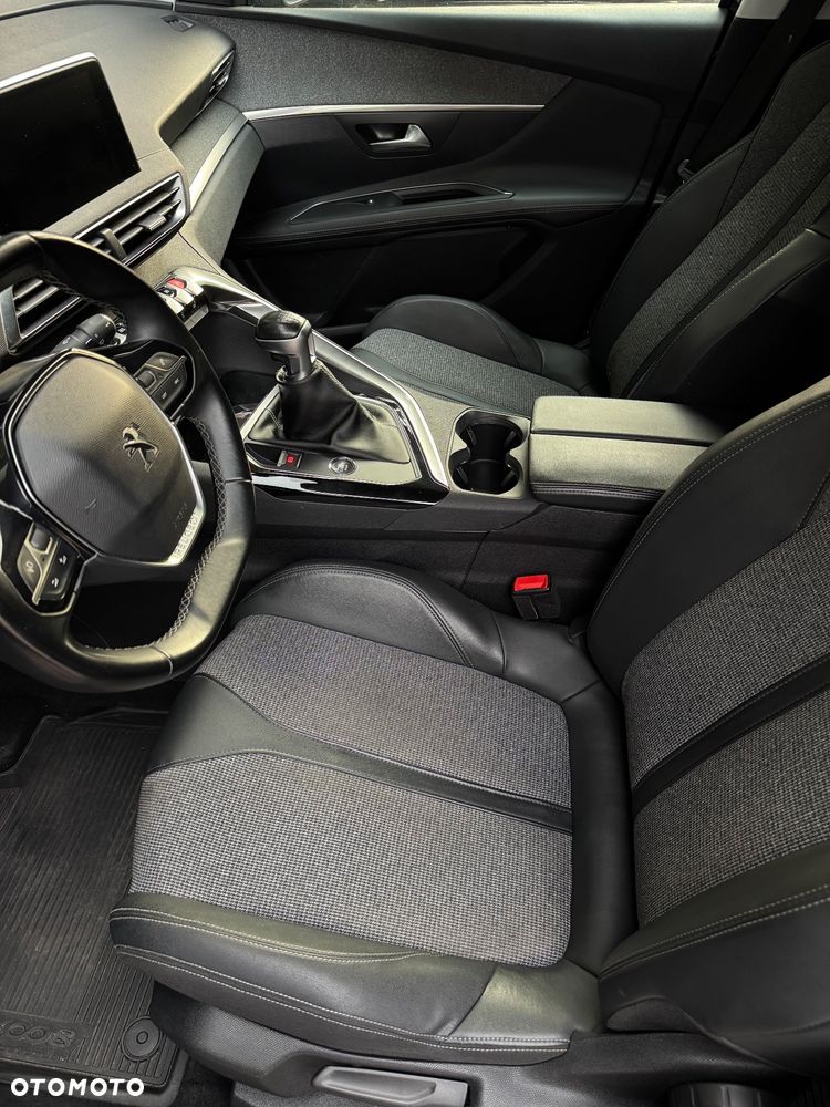 Peugeot 3008 - 10