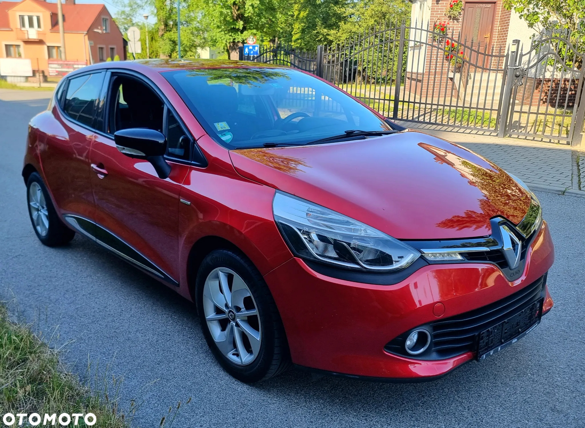 Renault Clio 1.2 16V Limited EU6 - 5
