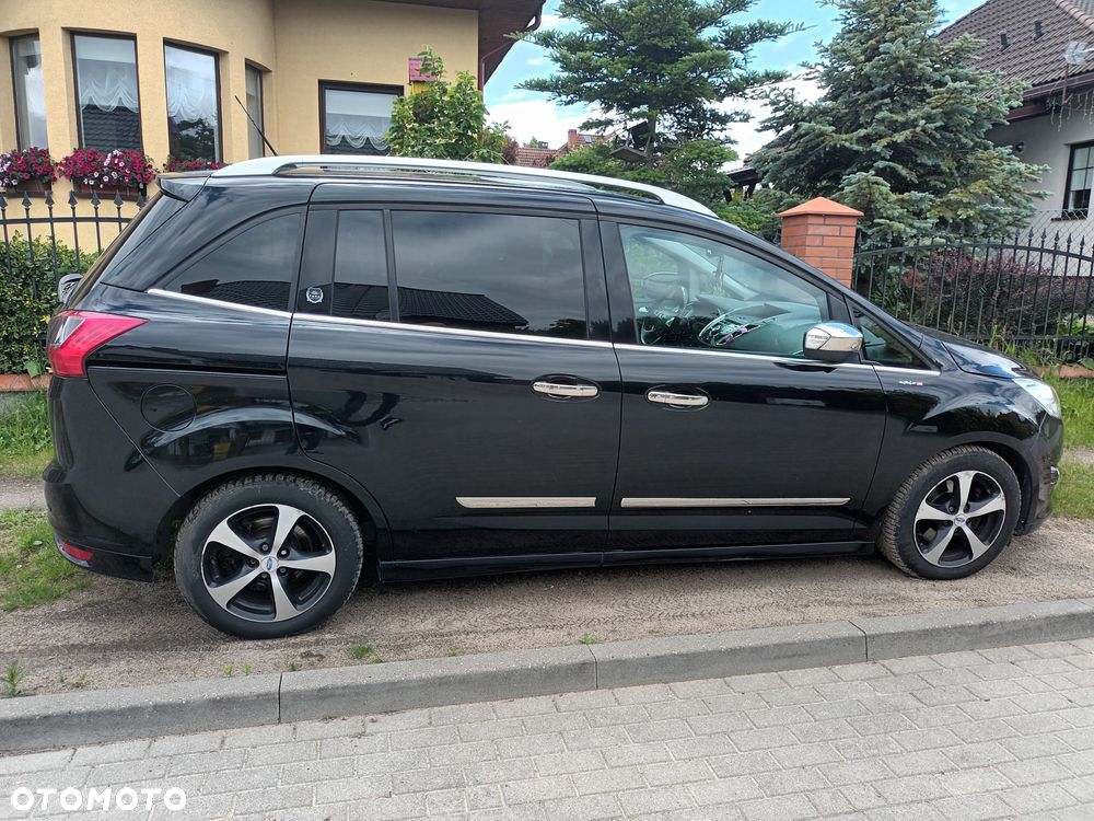 Ford Grand C-MAX - 3