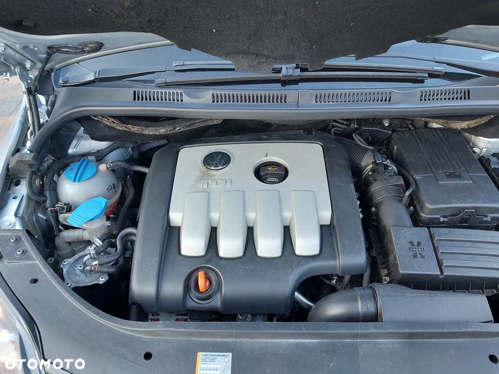 Volkswagen Golf Plus 2.0 TDI Comfortline - 13