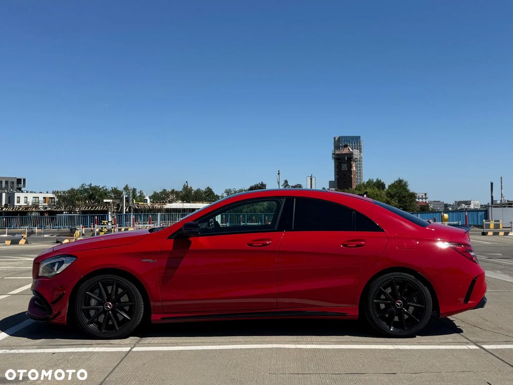 Mercedes-Benz CLA - 13