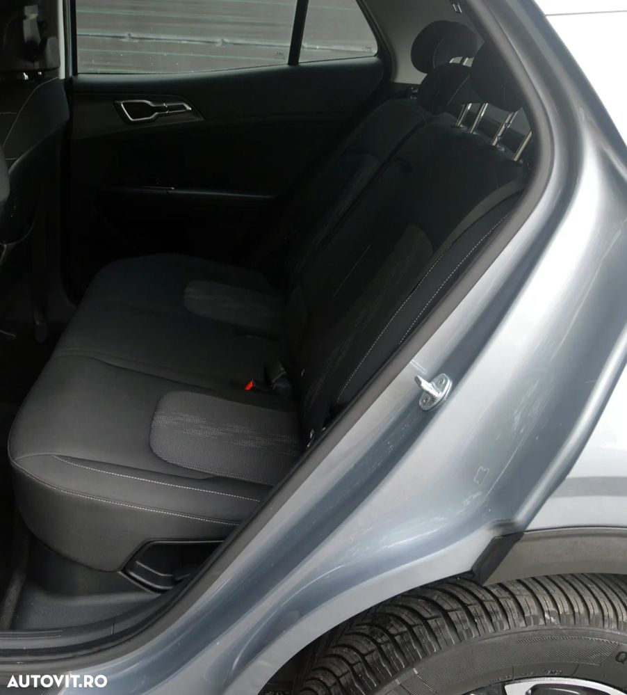 Kia Sportage 1.6 T-GDI HEV 6AT 4x2 Business Line - 7