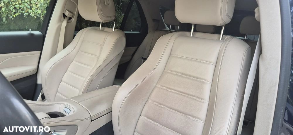 Mercedes-Benz GLE 300 d 4MATIC - 4