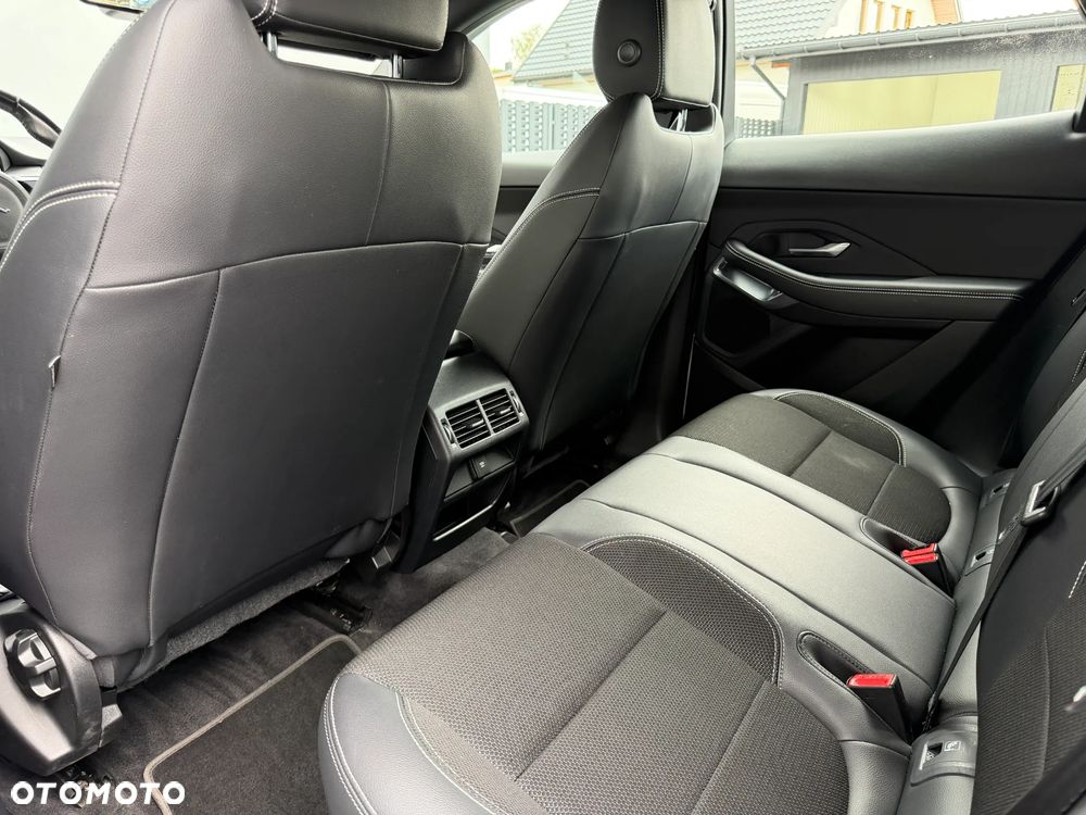 Jaguar E-Pace P200 AWD R-Dynamic - 27