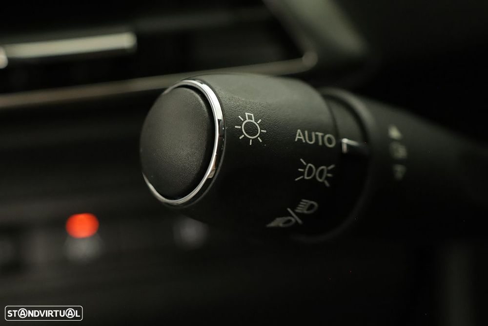 Peugeot 3008 1.6 Hybrid Allure e-EAT8 - 15