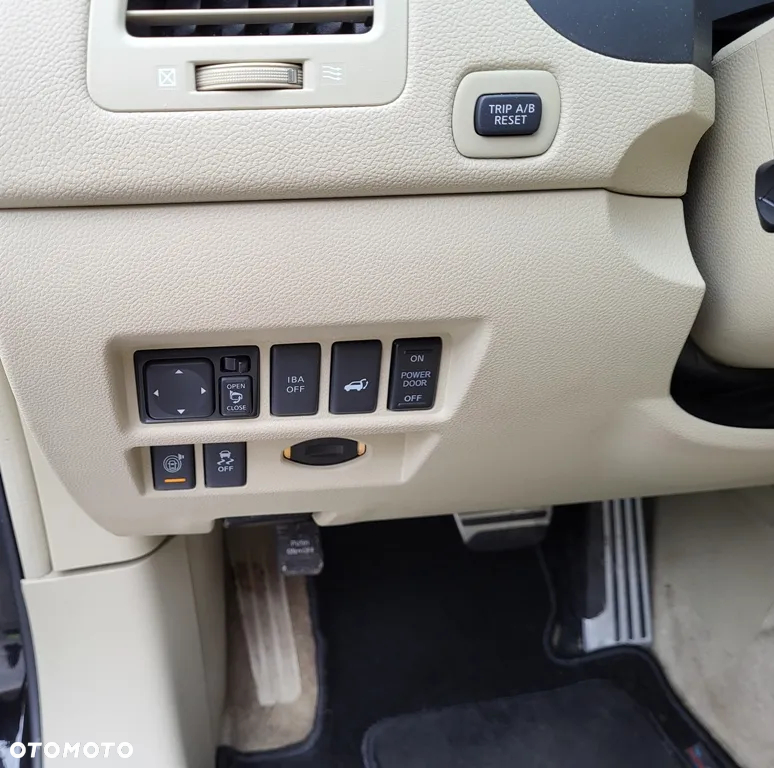 Infiniti QX70 3.0d S Premium - 15