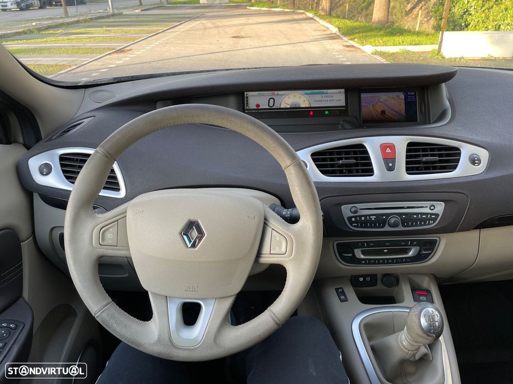 Renault Grand Scénic dCi 130 FAP Expression - 8