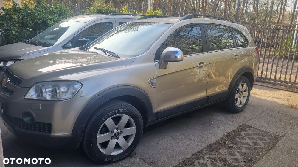 Chevrolet Captiva 2.4 4WD 7 Sitzer LT - 13
