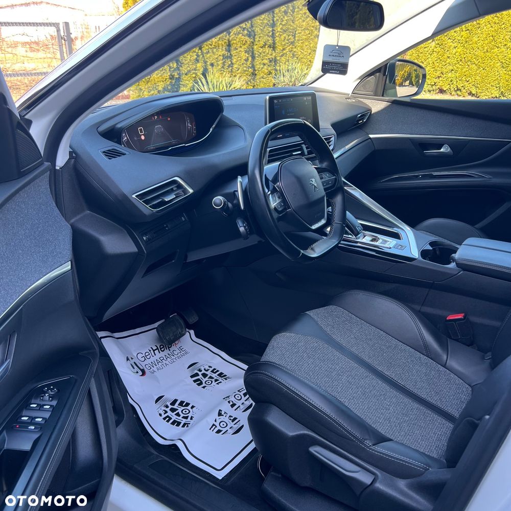 Peugeot 5008 1.5 BlueHDi Allure S&S EAT8 - 20