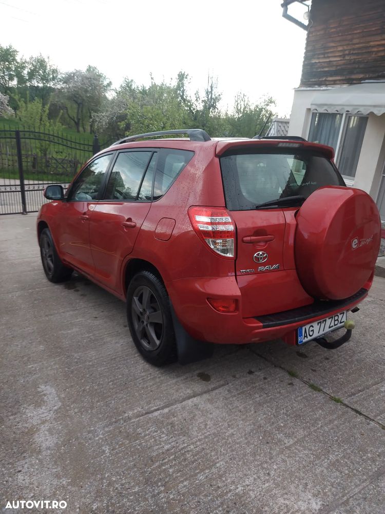 Toyota RAV4 2.2 D-4D 4x4 - 4