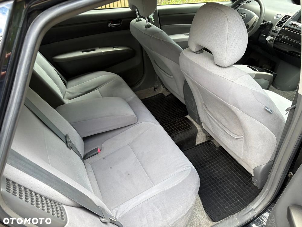 Toyota Prius 1.5 VVT-i Sol (nav) - 5