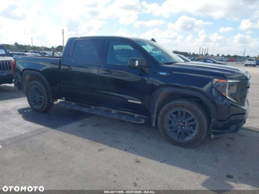 GMC Sierra - 7