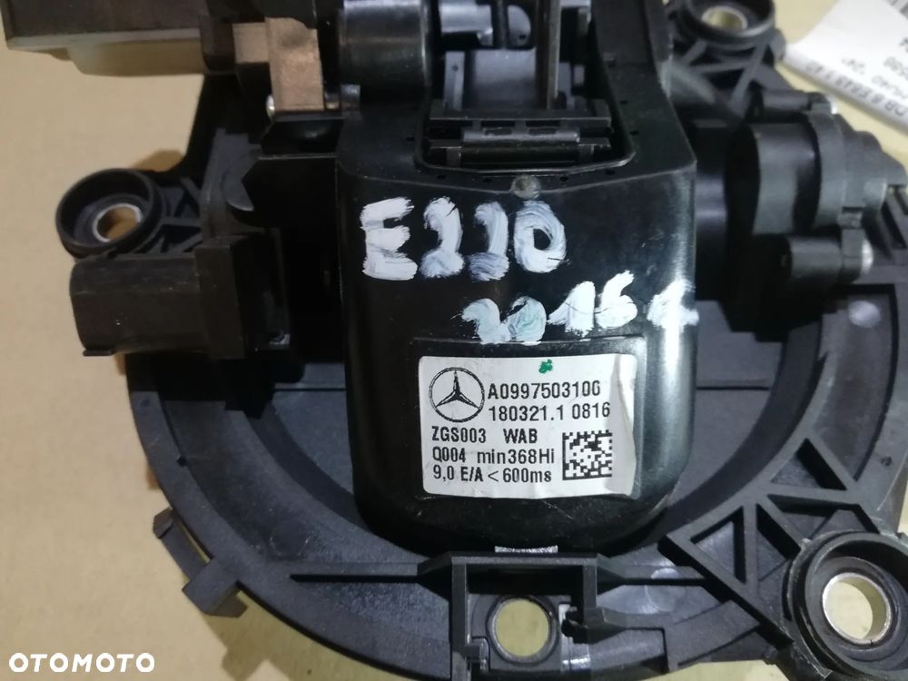 KLAMKA MECHANIZM KLAPY BAGAŻNIKA MERCEDES Kamera Kompletna A0997503100 - 2