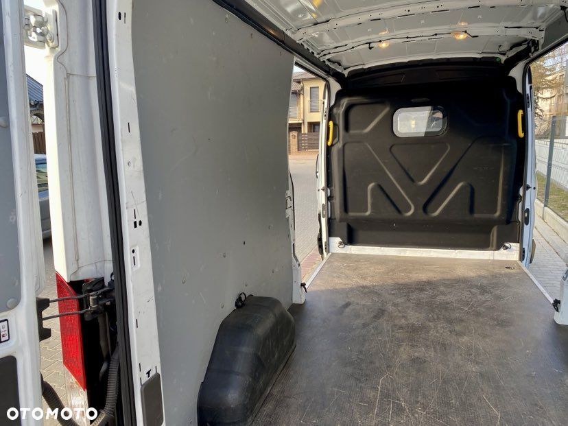 Ford Transit - 16