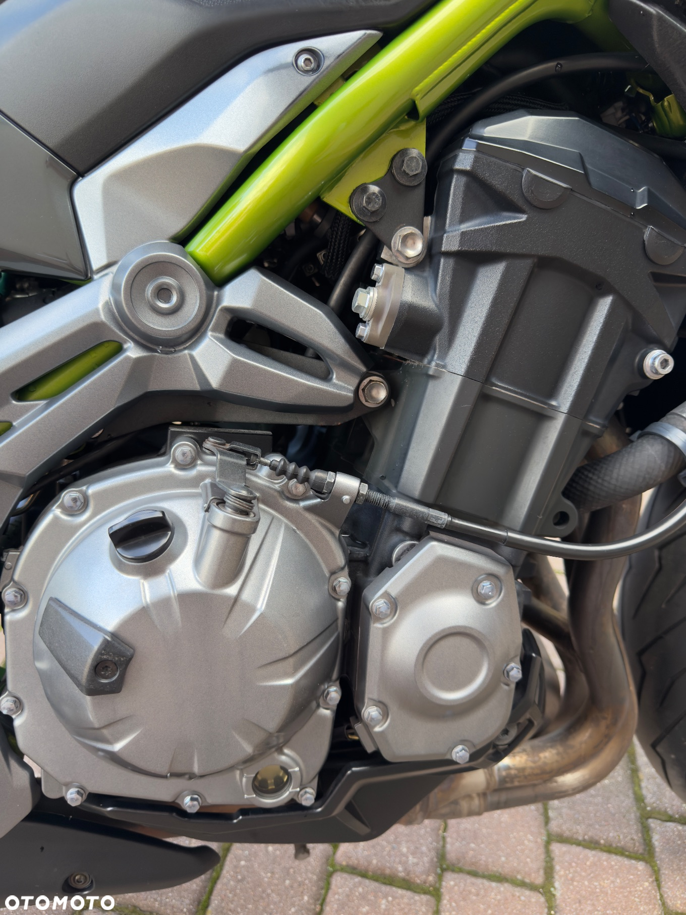 Kawasaki Z 900 - 12