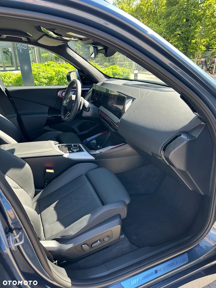 BMW X3 xDrive20d mHEV - 12