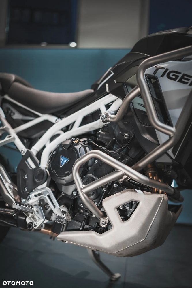 Triumph Tiger - 8