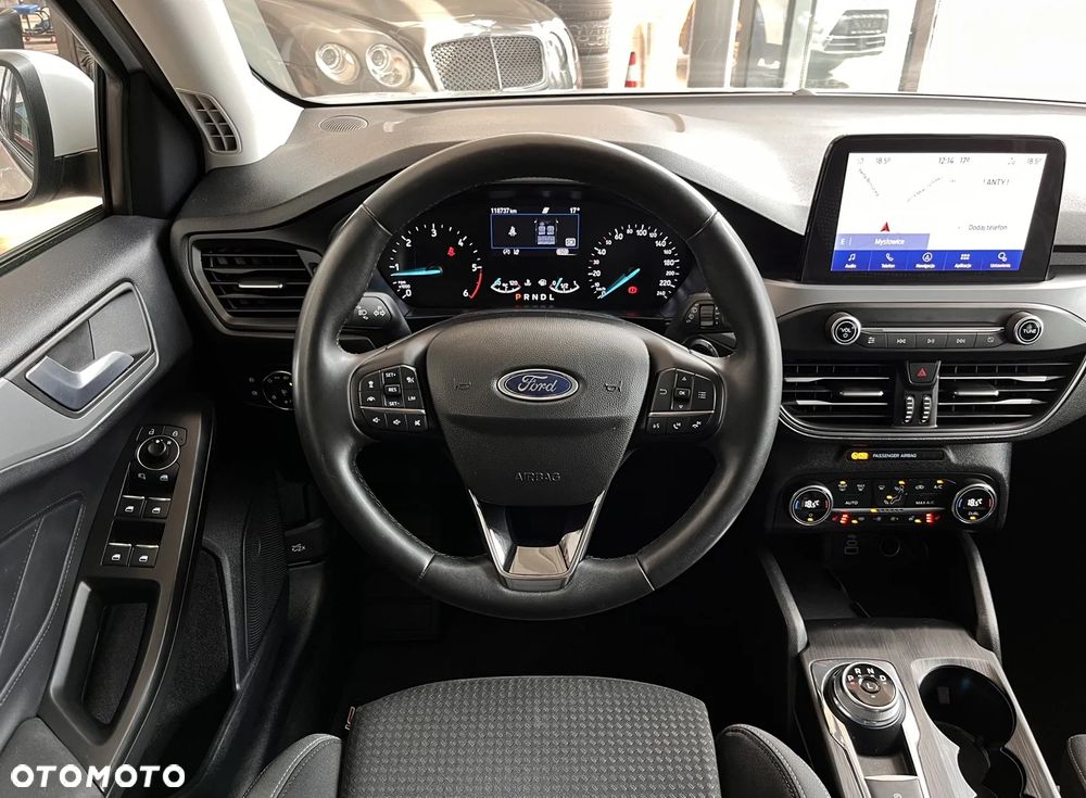 Ford Focus 1.5 EcoBlue Start-Stopp-System TITANIUM - 15