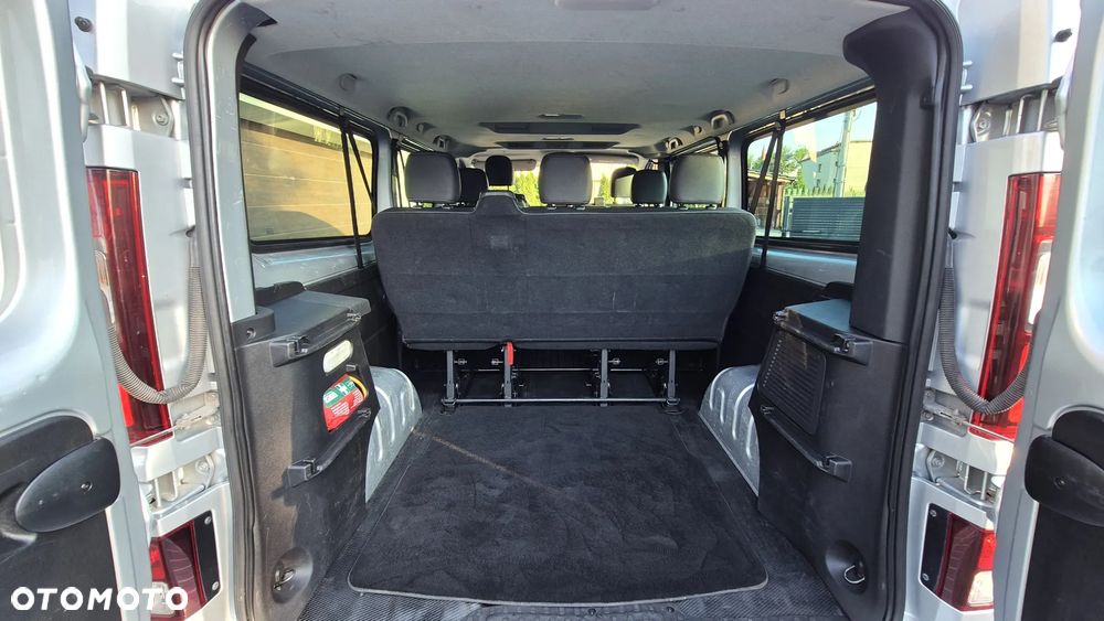 Opel Vivaro L2H1 2,9t Elegance Business - 20