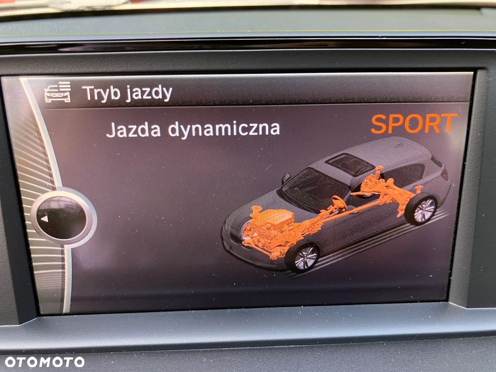 BMW Seria 1 120i Edition Lifestyle - 30