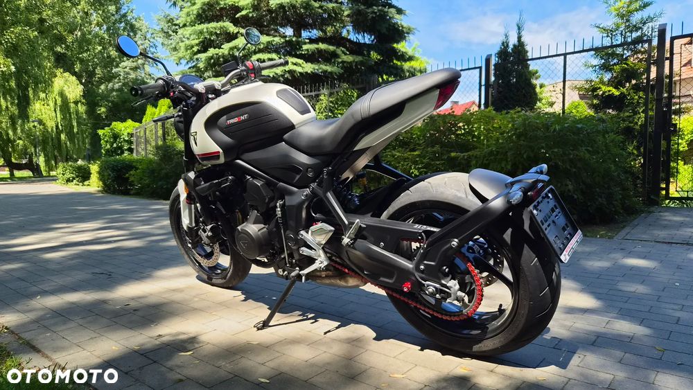 Triumph Trident - 4
