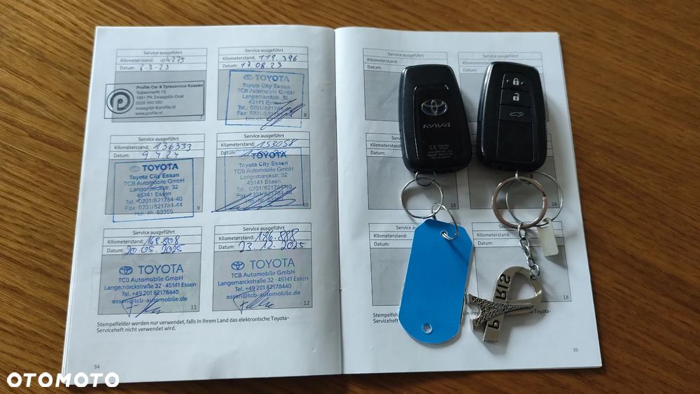 Toyota RAV4 - 18