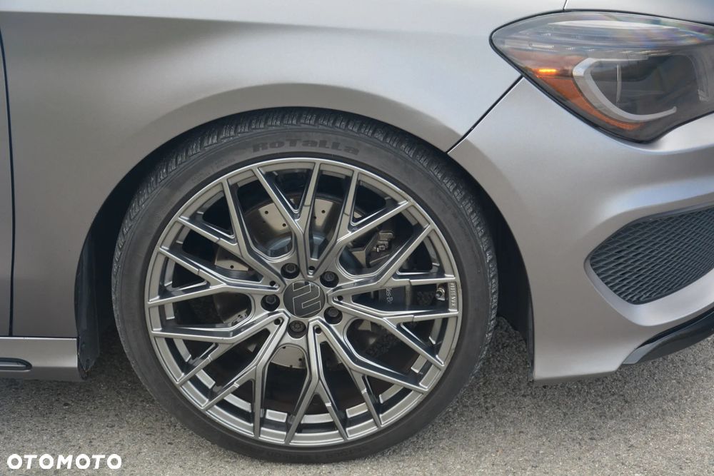 Mercedes-Benz CLA 250 7G-DCT AMG Line - 36