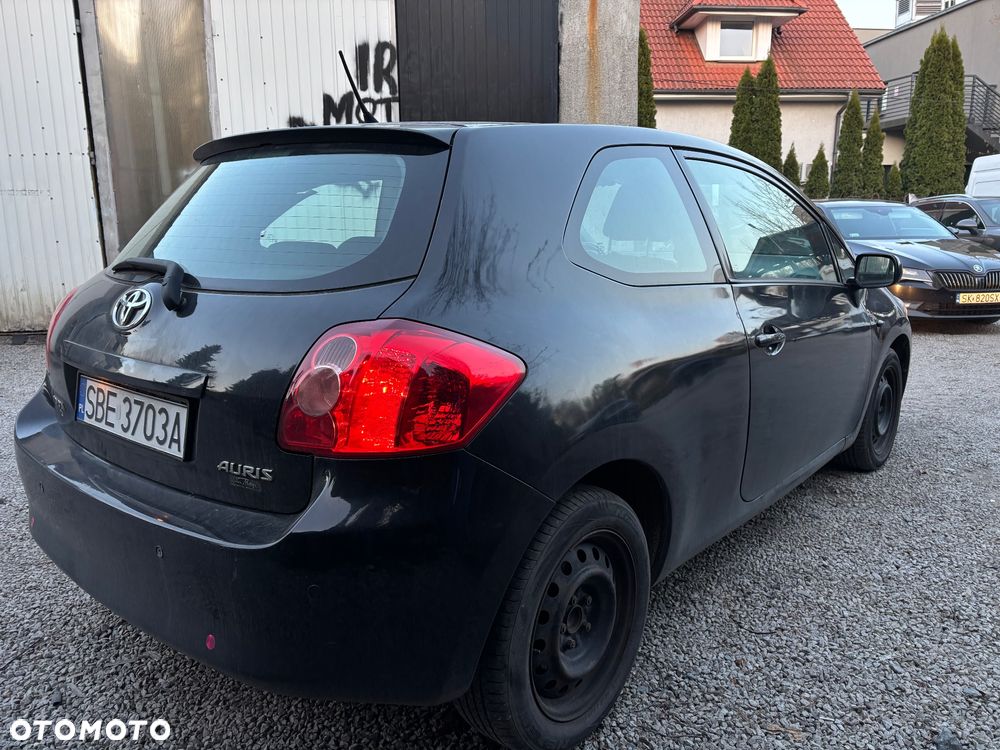 Toyota Auris 1.6 VVT-i Premium - 4