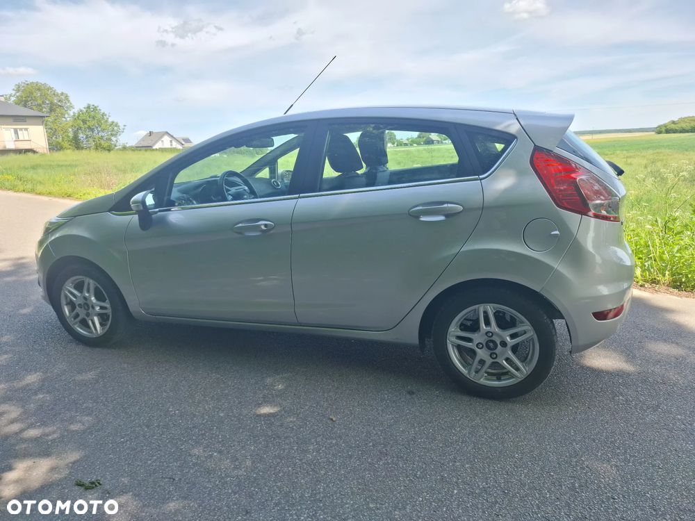 Ford Fiesta - 13