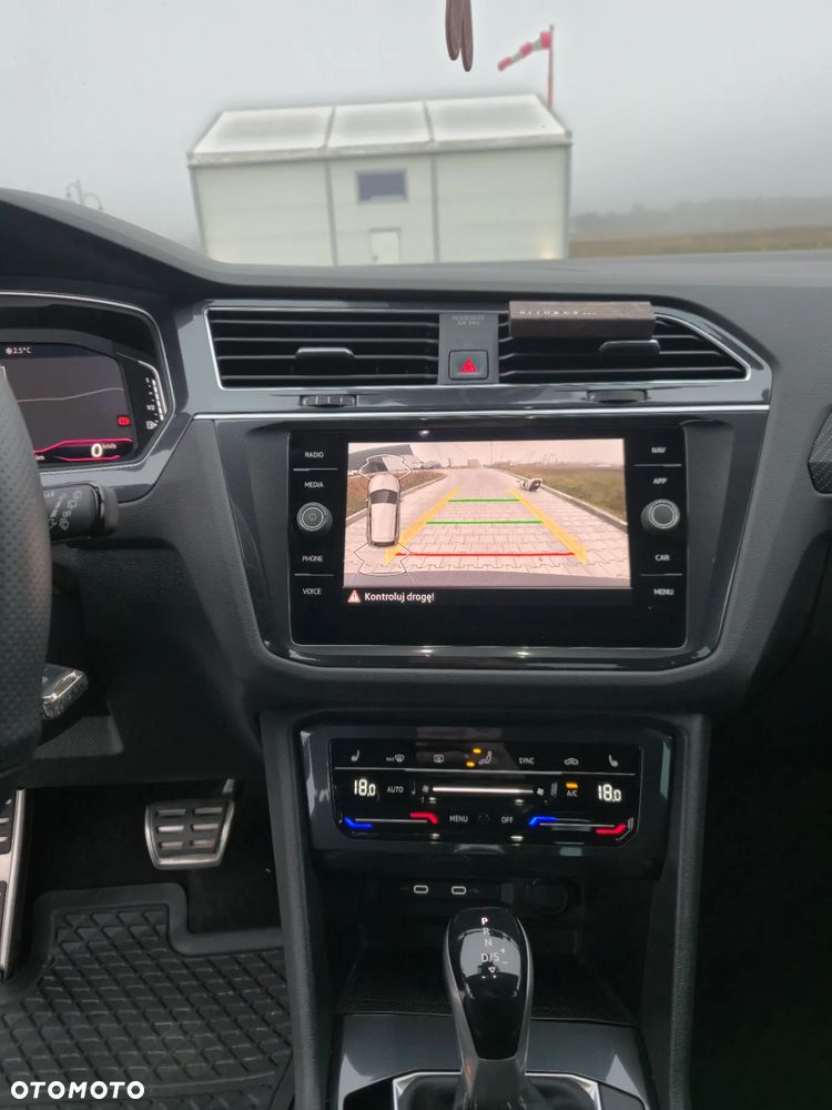 Volkswagen Tiguan 2.0 TDI SCR DSG R-Line - 17