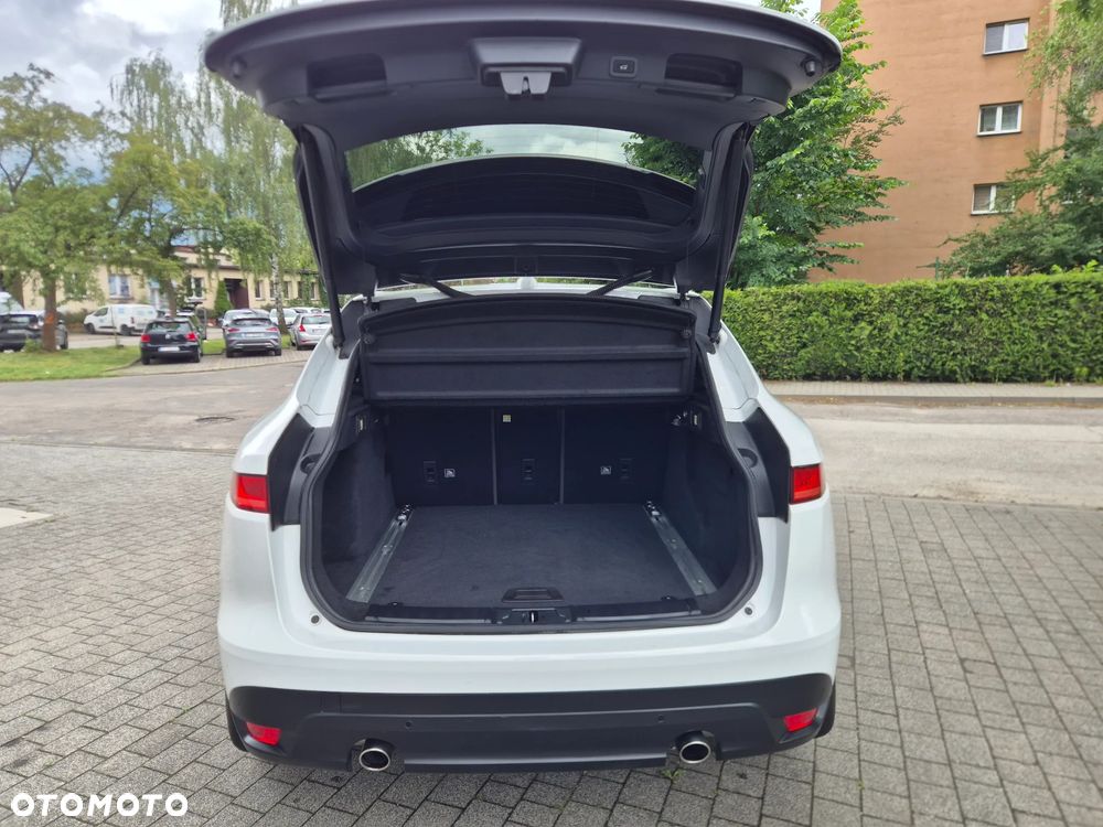 Jaguar F-Pace 2.0 i4D AWD Prestige - 19