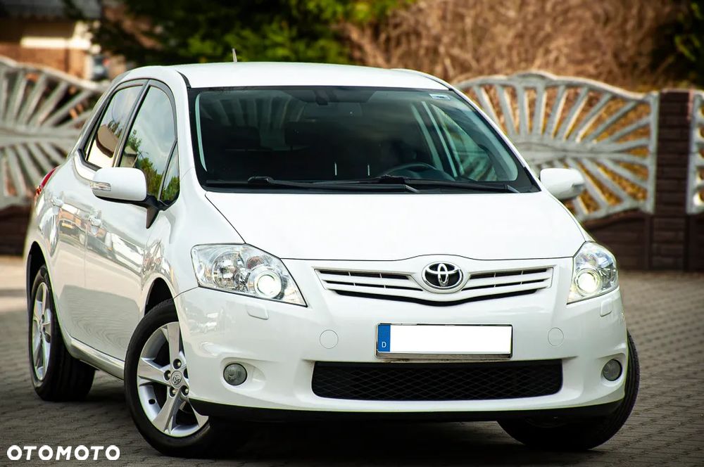 Toyota Auris 1.6 Executive - 7