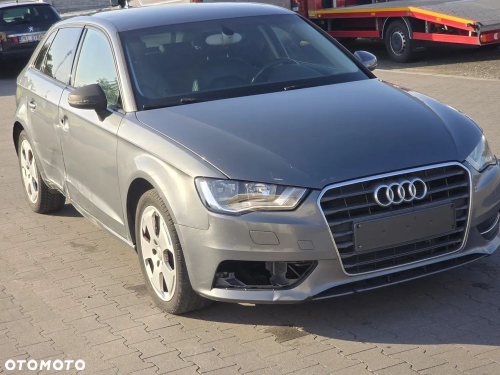 Audi A3 Sportback 1.6 TDI Attraction - 13