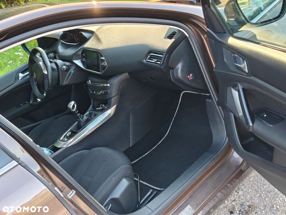 Peugeot 308 THP 155 Allure - 2