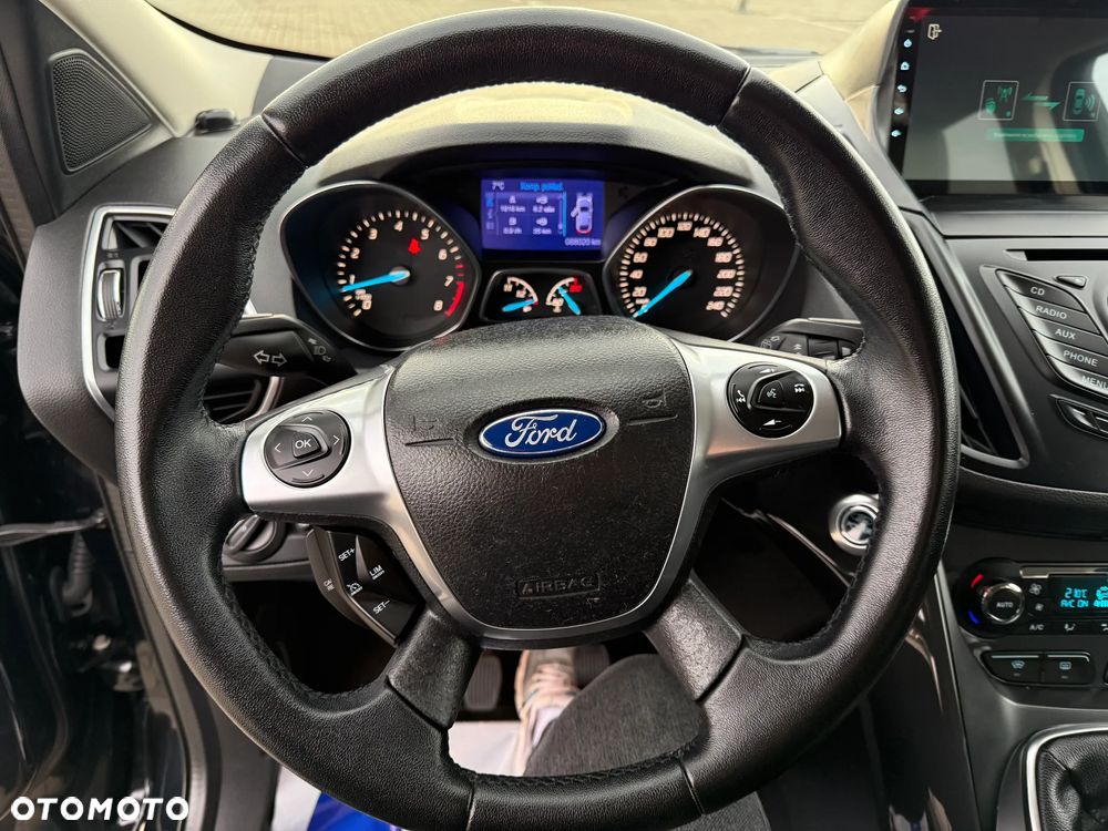 Ford Kuga 1.6 EcoBoost 2x4 Titanium - 21