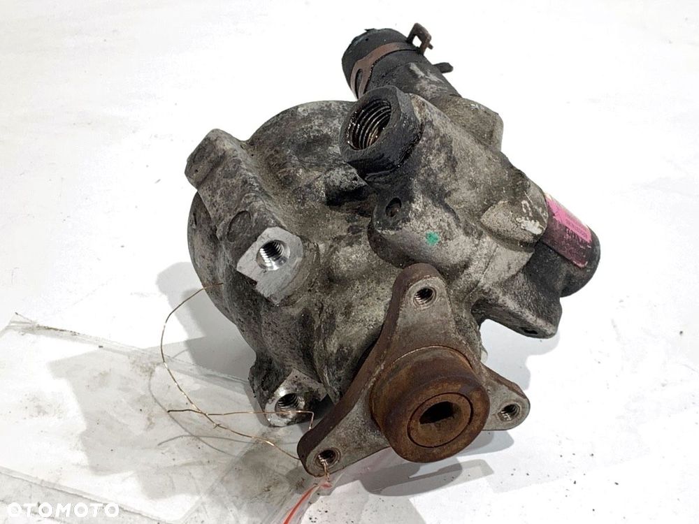 POMPA WSPOMAGANIA  RENAULT LAGUNA III Grandtour (KT0/1) 2007 - 2015 2.0 dCi (KT07, KT0J, KT14, KT1A, - 1