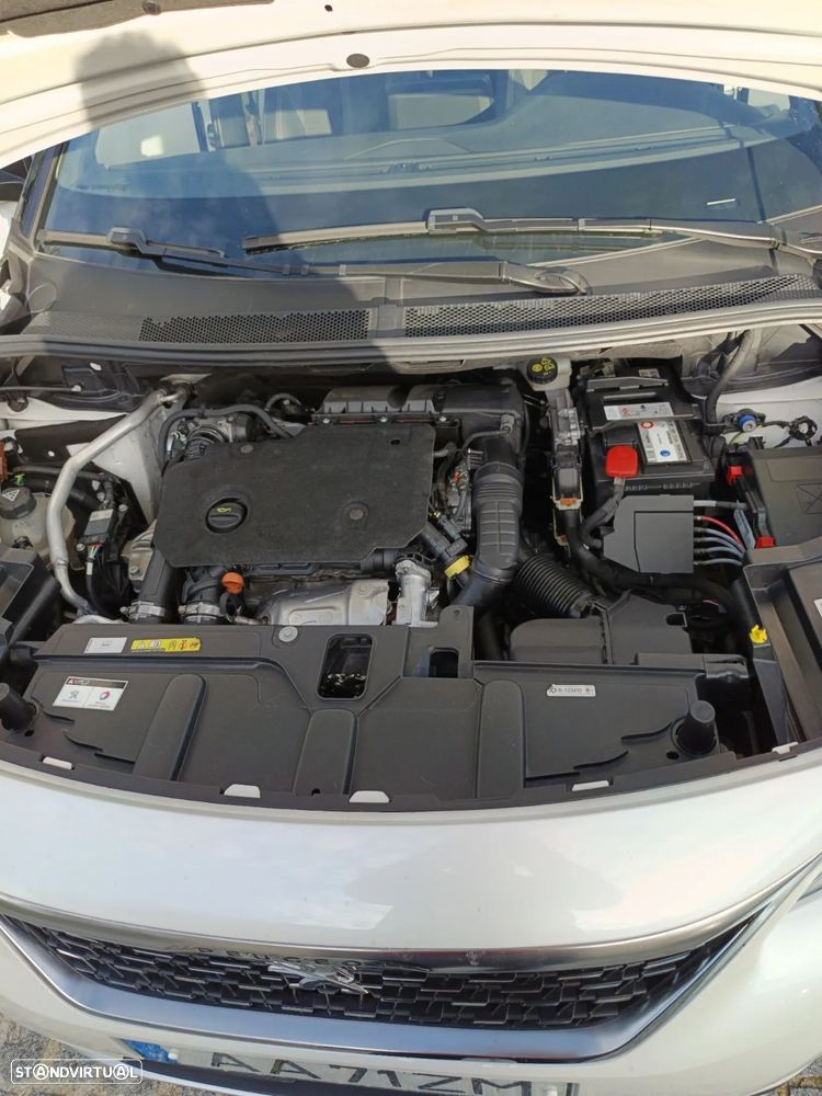 Peugeot 3008 1.5 BlueHDi GT Line EAT8 - 16