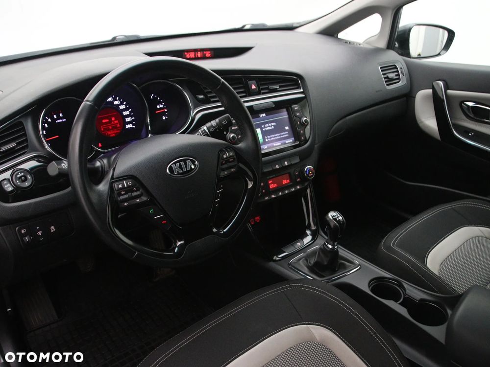 Kia Ceed 1.6 CRDi L Business Line - 19