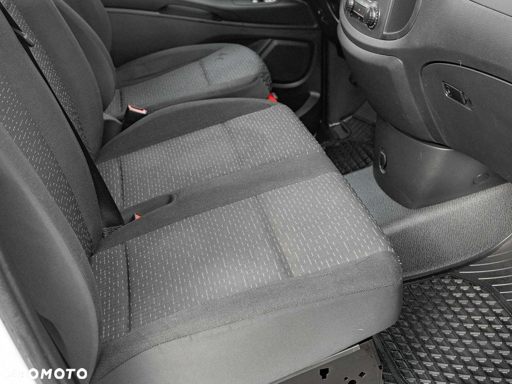 Mercedes-Benz Vito - 25